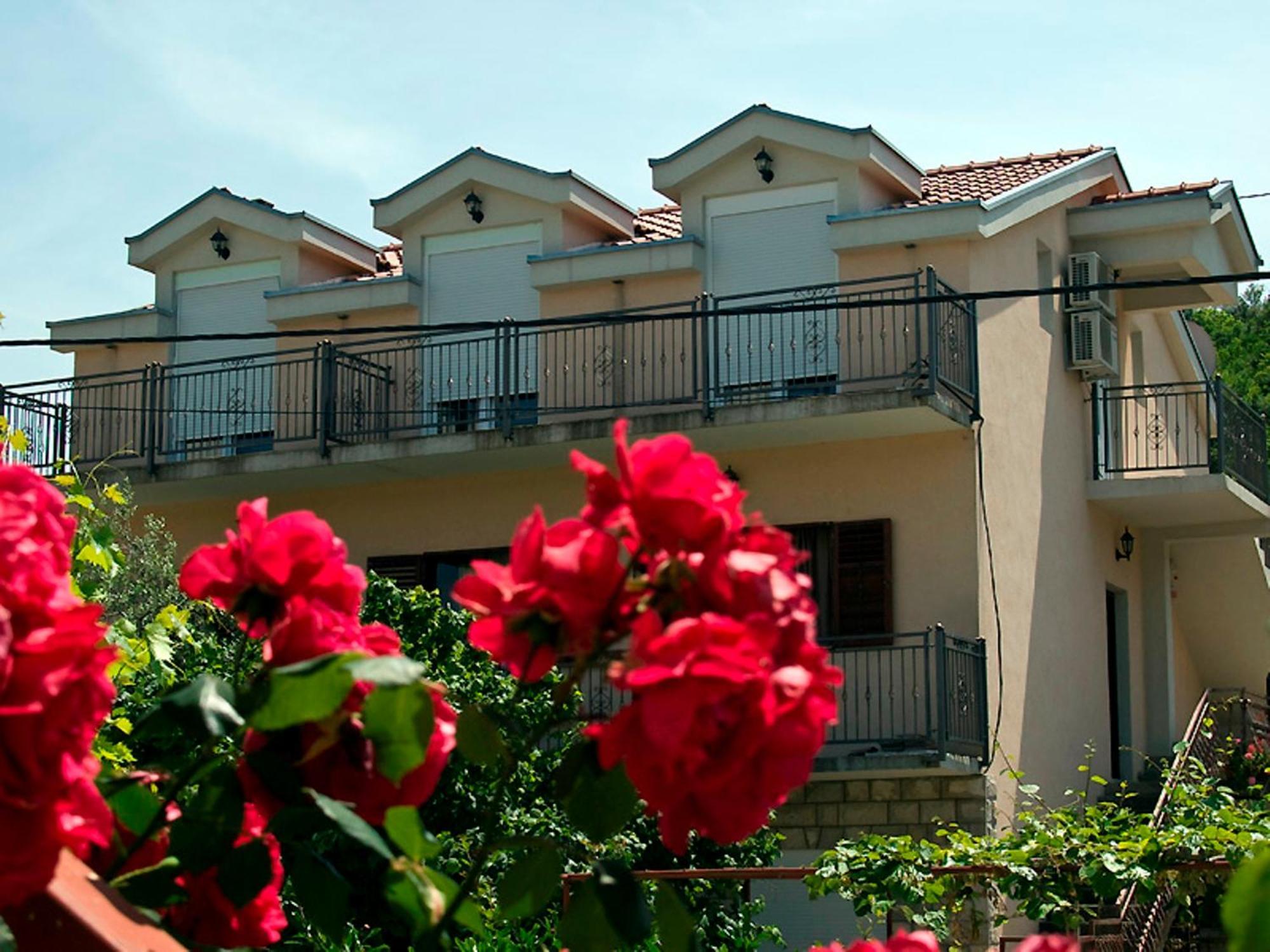 Franic Bacina Lakes Apartments بلوتشي المظهر الخارجي الصورة