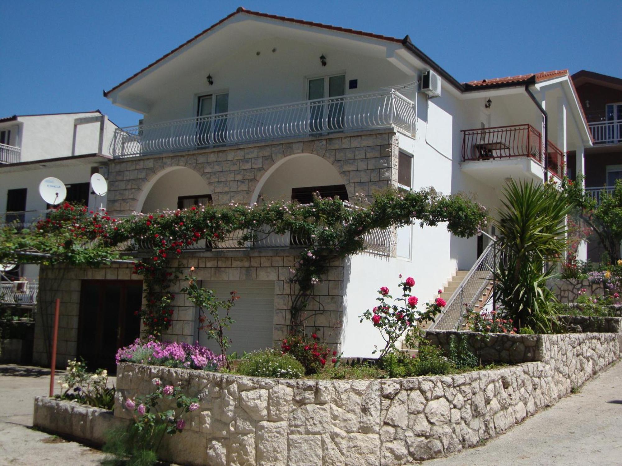 Franic Bacina Lakes Apartments بلوتشي المظهر الخارجي الصورة