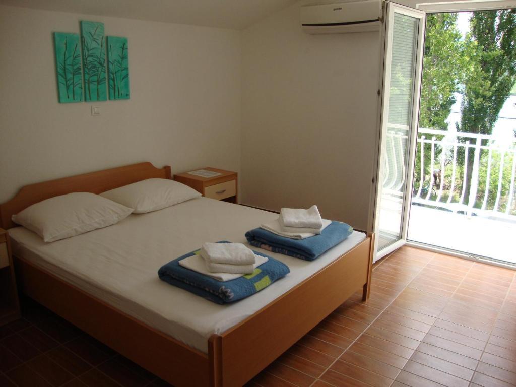 Franic Bacina Lakes Apartments بلوتشي الغرفة الصورة